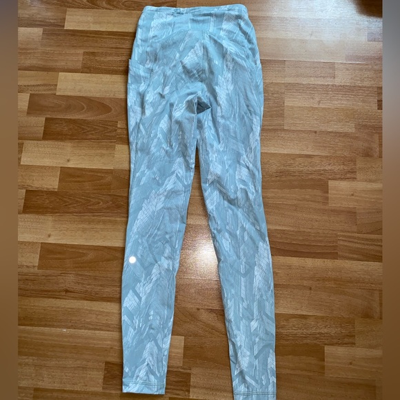 Lululemon Swift Speed Legging NWOT - Picture 4 of 8